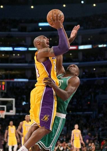 【赛后战报】状态正佳，TES无敌团战2：0横扫LNG拿下二连胜