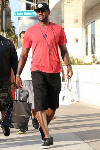 湖人意外连 湖人意外连