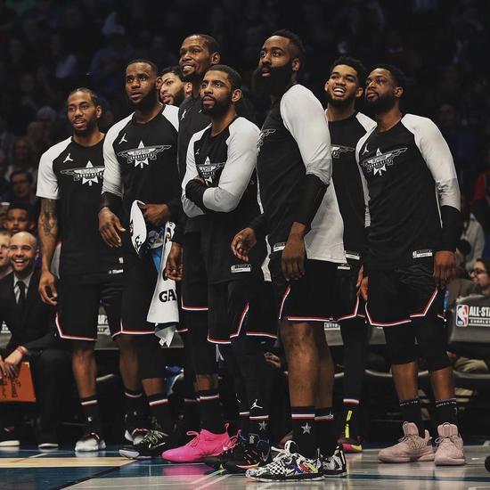 一个月后 一个月后