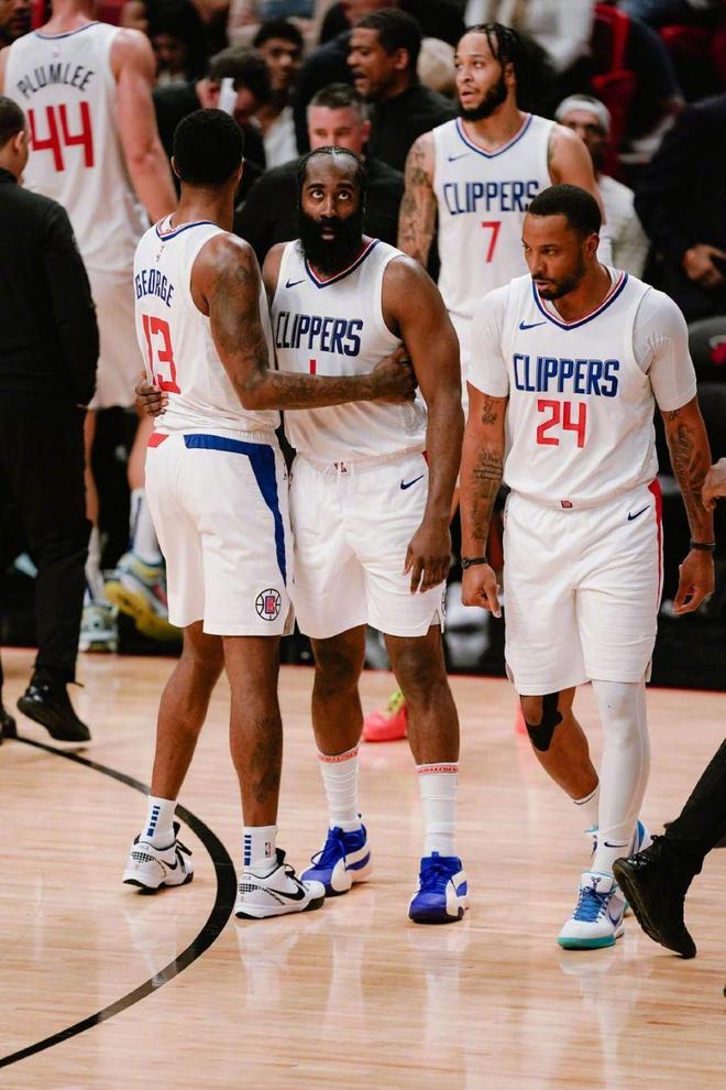 弹幕将其称 弹幕将其称